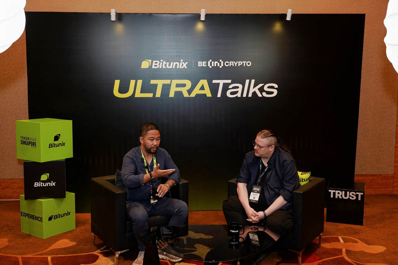 A KOL interview being filmed during the Bitunix and BeInCrypto "ULTRA Talks" event at TOKEN2049 Singapore